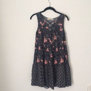 Floral Shift Dress with Criss Cross detail
